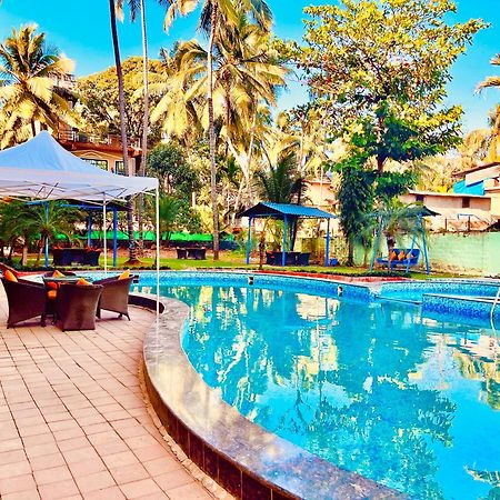 The Calagute Beach Resort By Shivam Resort 1 Km From Beach Candolim Bagian luar foto