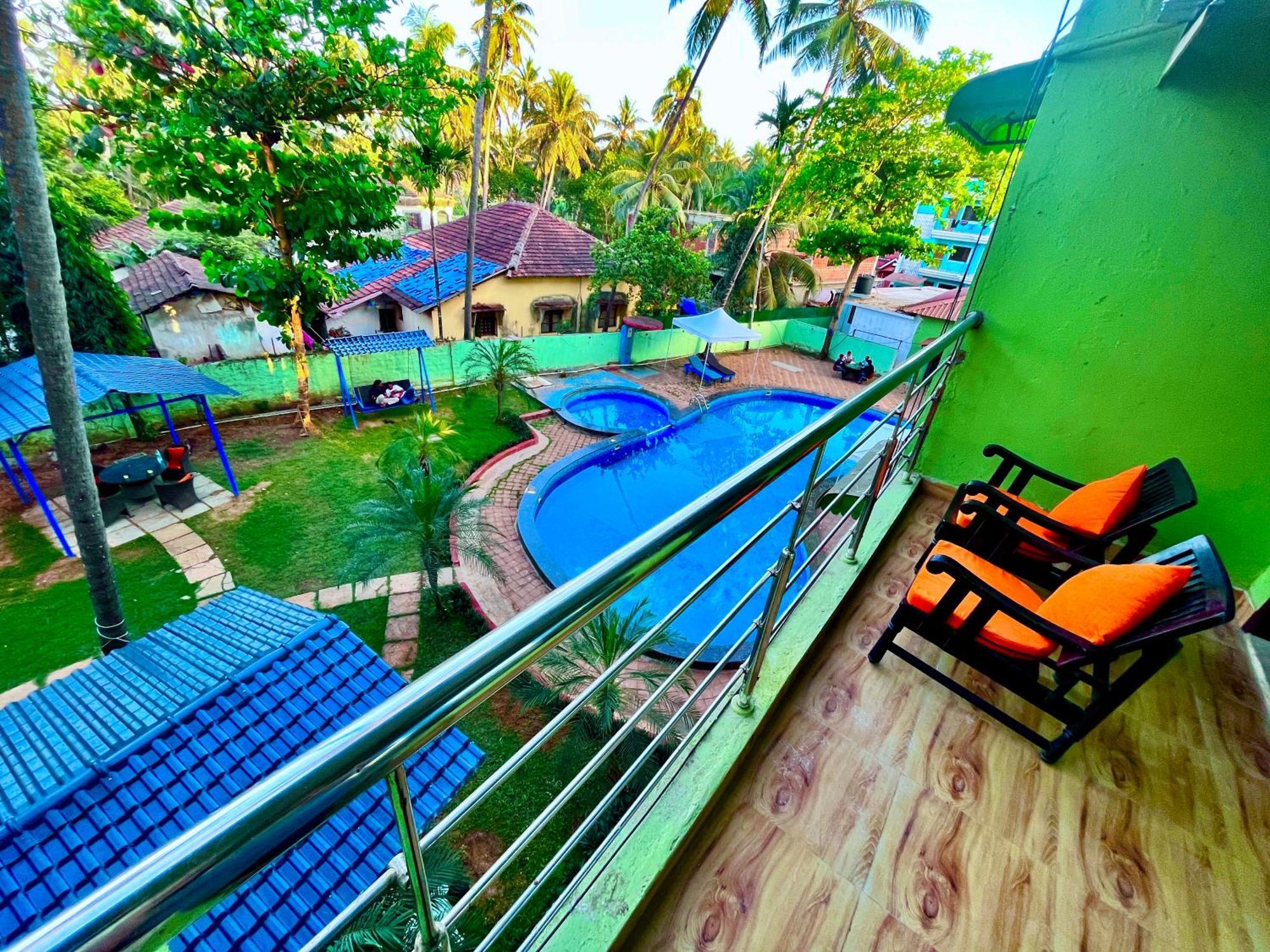 The Calagute Beach Resort By Shivam Resort 1 Km From Beach Candolim Bagian luar foto