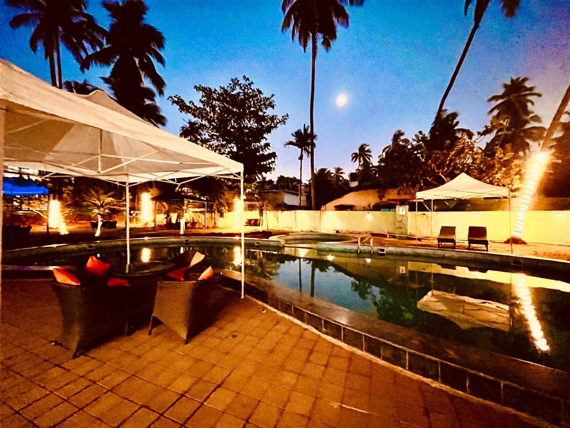 The Calagute Beach Resort By Shivam Resort 1 Km From Beach Candolim Bagian luar foto