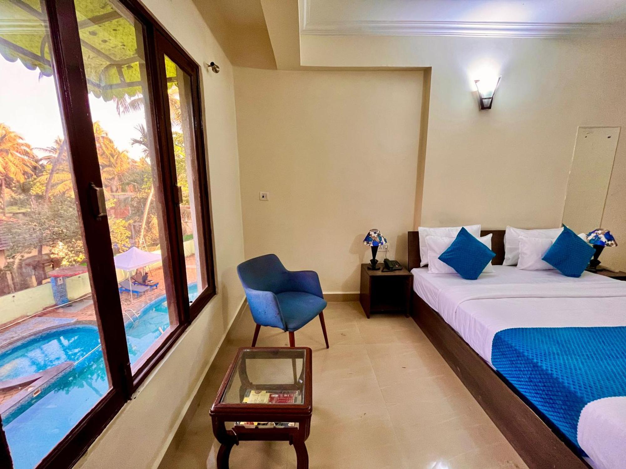 The Calagute Beach Resort By Shivam Resort 1 Km From Beach Candolim Bagian luar foto